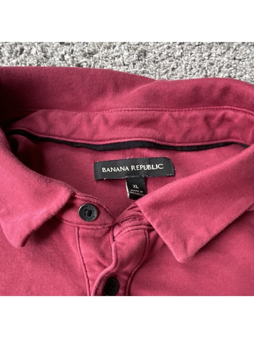 Banana Republic Men's XL Polo Burgundy Solid Short Sleeve Logo Button